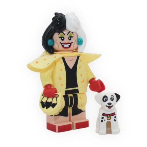 Disney 100 Series: Cruella de Vil & Dalmatian Puppy Fashion