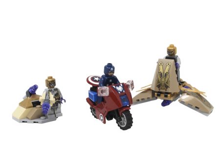 Used Set 6865 Marvel Super Heroes Captain America’s Avenging Cycle Fashion