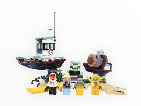 Used Set 70419 Hidden Side Wrecked Shrimp Boat Online now